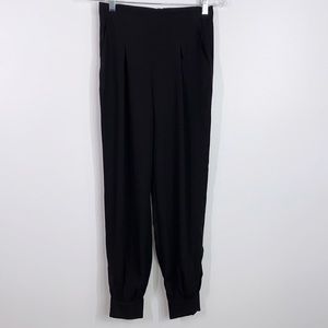 Forever 21 black dressy jogger style pants Small